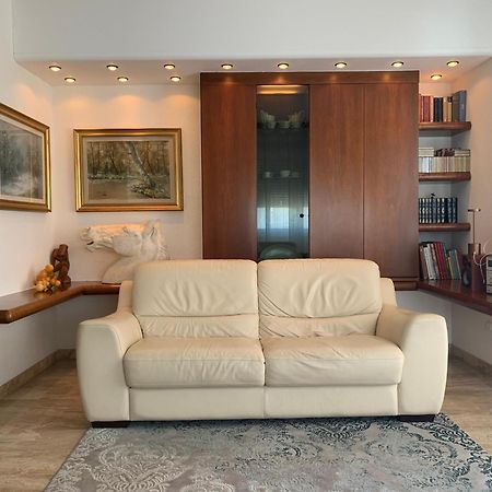 Апартаменты Legnano Attic Кави-ди-Лаванья Экстерьер фото
