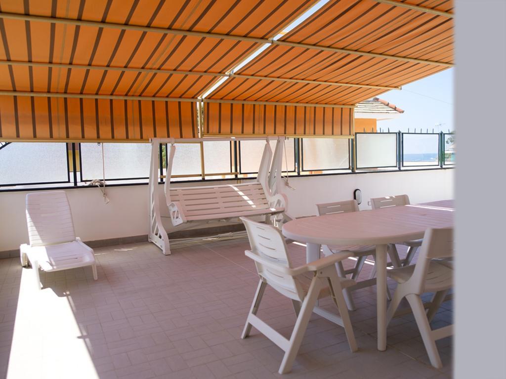Апартаменты Legnano Attic Кави-ди-Лаванья Экстерьер фото