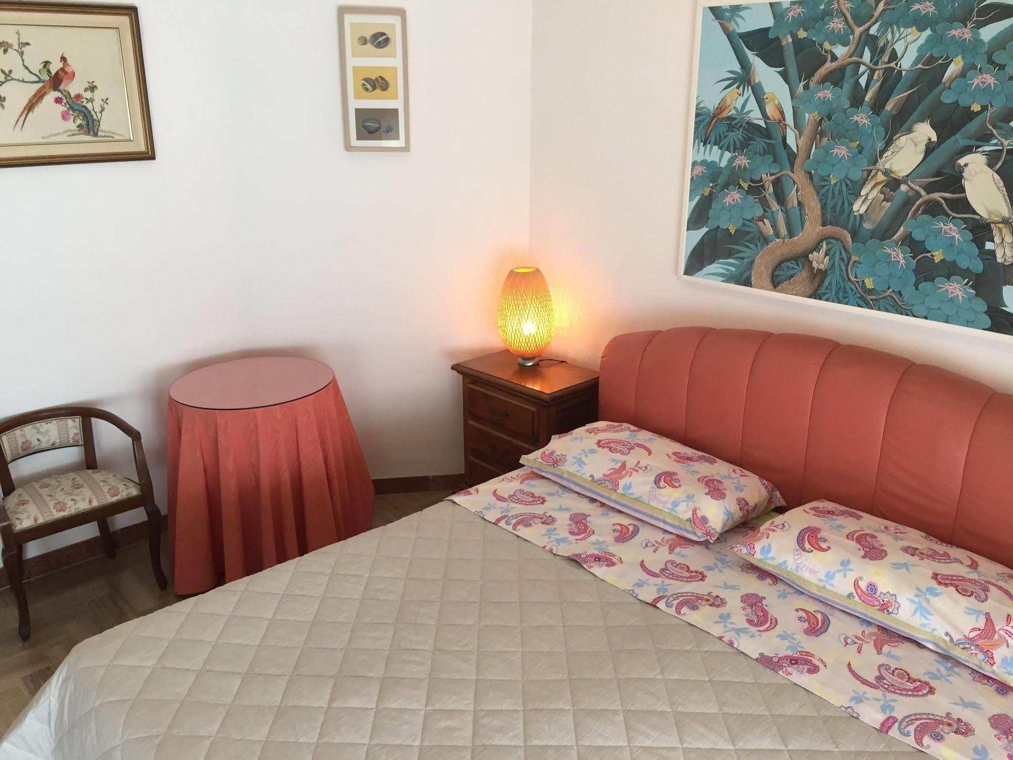 Апартаменты Legnano Attic Кави-ди-Лаванья Экстерьер фото